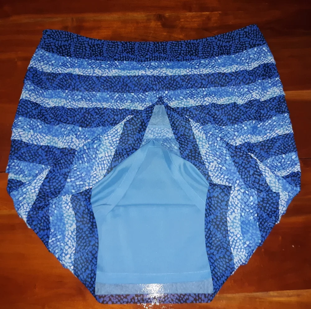💣WHITE HOUSE BLACK MARKET NWT SKIRT SZ 14 - Picture 4 of 5
